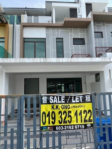 3 Storey Terrace House in Setia Utama, Setia Alam for Sale