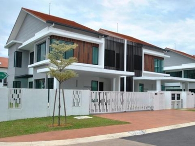 【Below Market Price 60%】40x100 0%Downpayment Double Storey Superlink House！Bukit Jalil