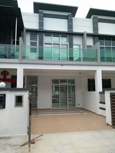 【BELOW MARKET VALUE 45!】 245x80 Loan Easy Approved Freehold Double Storey Landed!!!