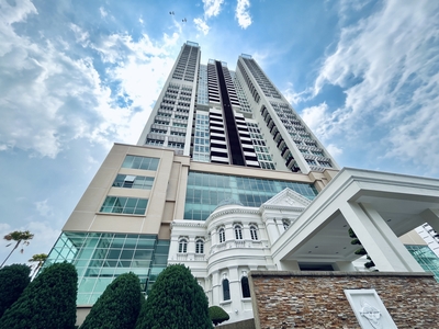 Luxury Condominium With Private Lift at The Mayfair, Georgetown Penang For Sales