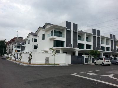 [New KL Township] Double Storey 22x75 Freehold 0% D/Payment Nr kajang