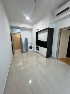 Nice partly furnished studio unit with 2bedrooms available now nearby KLCC area!
