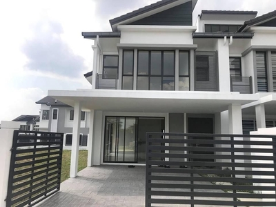 Terrace Double Storey Link House 22' X 75'' - Puncak Alam (Freehold)