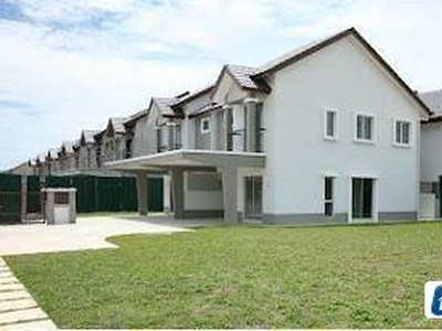 4 bedroom Semi-detached House for sale in Bandar Puncak Alam