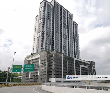 Parkland Residence Next To MRT