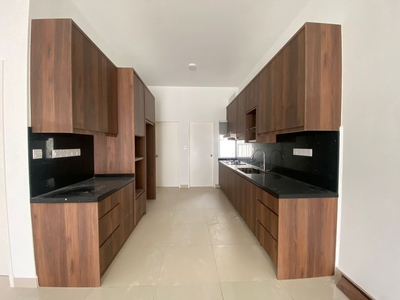 2 Storey Brand New Unit For Rent Fully Furnished End Lot