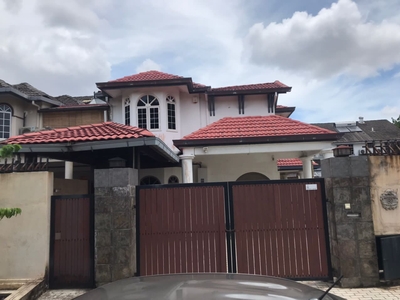 2 STY CORNER HOUSE WITH BIG LAND FOR SALE