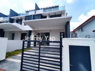 2.5 storey terrace homes @ taman puchong utama for rent (Precinct 9)