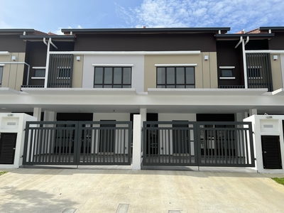 Bywater@Capita Setia Alam Double storey for Sale