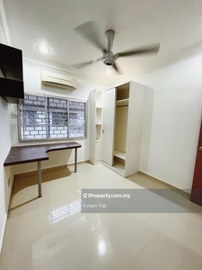 Double Storey House @Taman Sri Aman Partial Furnish for Rent