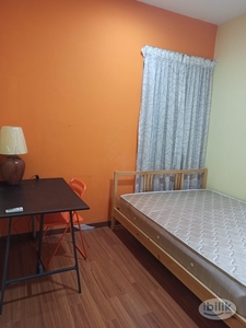 [Female Unit] Coliving in USJ1 - Close to Amenities, KESAS and Public Transportation