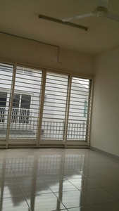 For Rent 40x82.5sqft Double Storey Semi-D Bandar Parkland Klang