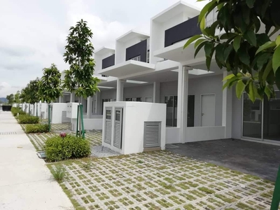 Fully Furnished Double Storey House Casa Green @ Cybersouth Cyberjaya Dengkil For Rent