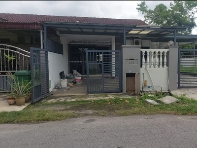[HOT]Spacious 1stry Corner Hse Partial Furnished to Rent at Taman Desa Utama, Klang, Selangor near AEON Bukit Tinggi Klang