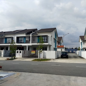 LOW Down Payment New 2 Stry End Lot Serenia Amani