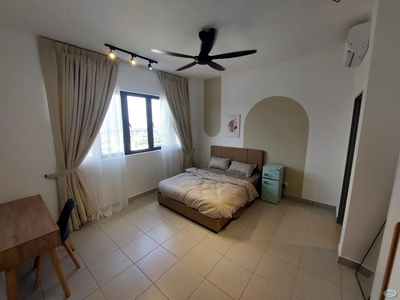 [Male Muslim Unit] Looking to stay with a friend to share rent cost? For 533 a month, you can have this master room!