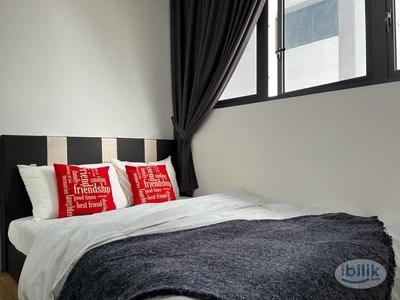 Middle room including utility! Female & mixed unit available near MRT-LRT Maluri @ M Vertica