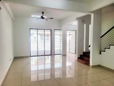 Puchong Abadi Heights Double Storey Landed House 20 x 65 For Sale