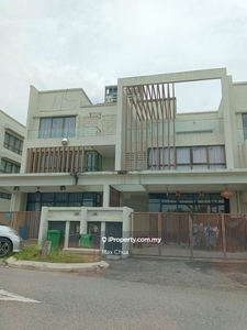 3 Storey Hilltop Terrace Sutera Heights, Alam Damai, Cheras for Sale