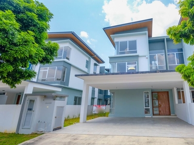 3 Storey Semi D Cluster, Parkfield Residences, Tropicana Heights, Kajang, Selangor for Sale