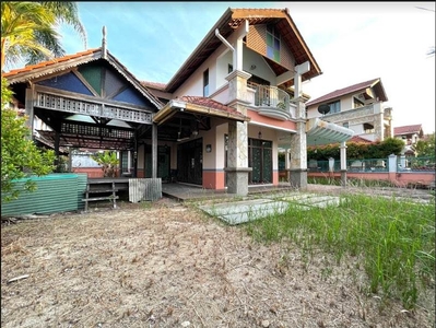 Big Land Size 2-Storey Bungalow Gated & Guarded Elite Community with Gazebo @ Taman Sri Pulai Perdana For SALE !