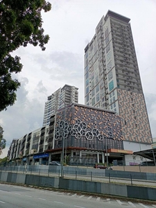 Big unit 1190sqft with KLCC View Emerald Avenue Selayang For Sale