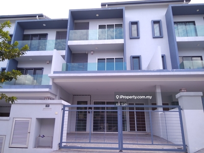 Brand New Gated Guarded 2.5 Storey Terrace House Taman Seri Segar