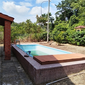 Bungalow With Pool @Sungai Buloh Country Resort