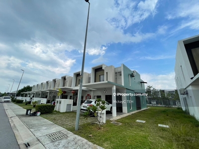 Casa green cybersouth dengkil house for rent