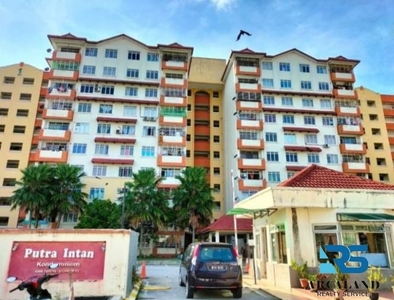 Condominium Putra Intan, Dengkil, Selangor for Sale