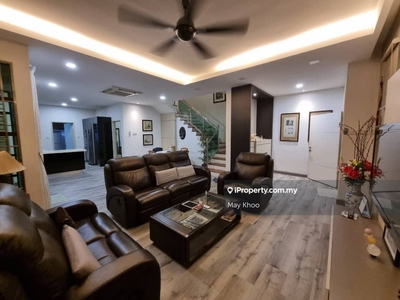 Corner Lot Fully Renovated Rm500k Unblock View Fully Furnished 90% New