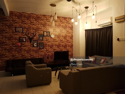 Fully Furnished Renovated House for sale in Bdr Puteri Klang