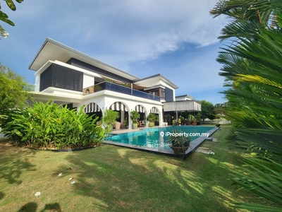 Fully Renovation with private pool