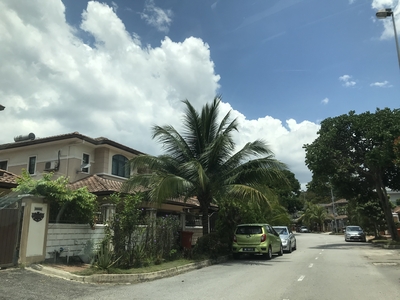Kota Damansara Cecawi Corner Bungalow Land For Sale