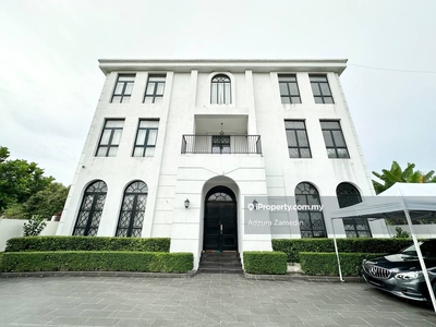 Modern Luxury Design 3 Storey Bungalow Taman Tun Dr Ismail, KL