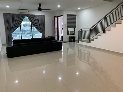 Partly furnished ceria for sale! 5 rooms!