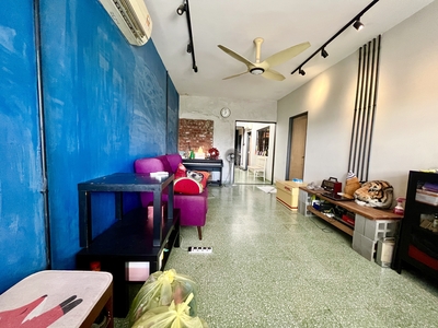 Renovated 1 Storey Terrace with Mezzanine Floor For Sale @Taman Taynton, Cheras