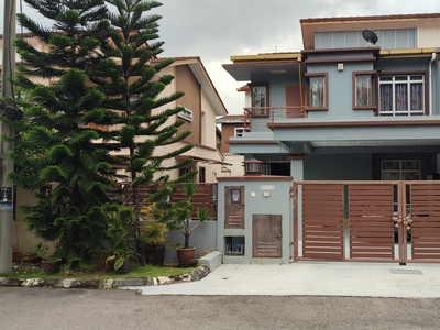 Semi-D Double Storey House, Taman Kipark, Puchong, Selangor for Sale