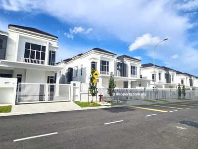 Setia Tropika Double Storey Cluster House, Gated & Guarded