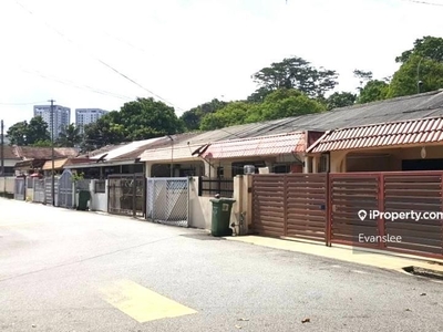 Single Storey, 3-Room Terrace House @ Old Klang Road for Sale