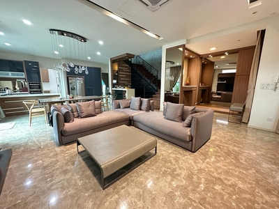 Super Nice 3 Storey Semi-D CORNER house@ Sungai Long for sale