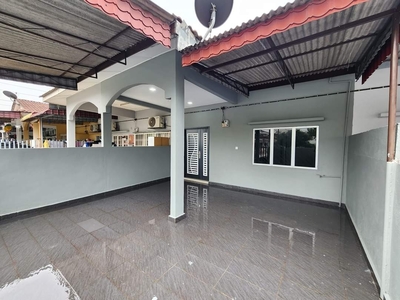 Taman Yakin Near Jalan Raja Nong Sungai Jati Klang House for Sale