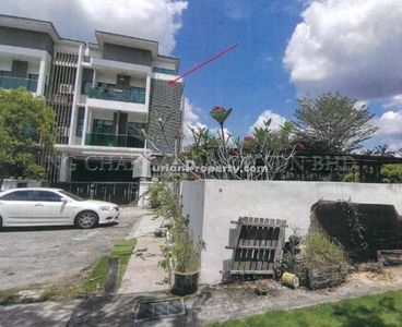 Terrace House For Auction at Taman Nusaputra Timur
