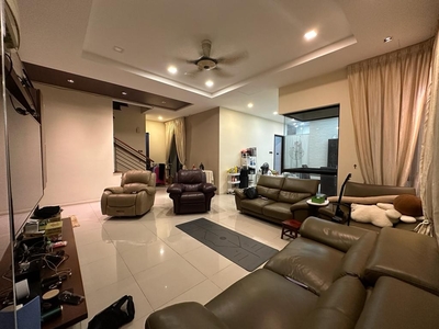 Twin Palms Areca 2.5 Sty Semi D @ Super Cheap Kitchen And Living Hall At G Floor