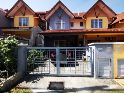 Two Storey Terrace @ Taman Puncak Saujana, Kajang