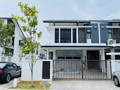 End Lot Semania Hill Denai Alam Double Storey House Freehold House For Sale