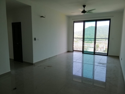 Kepong Lake Side High end Condo The Henge 1300sqf Spacious Unit for Sale
