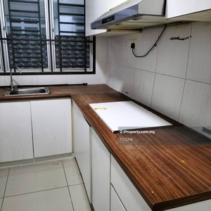 Pines residence gelang patah blk A for rent