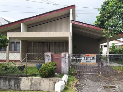 Rare Find! A Charming Bungalow With Nice Land @ Canning,Ipoh,Perak.