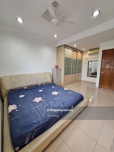Renovated house in Seri Petaling for rent, with nice neighbours